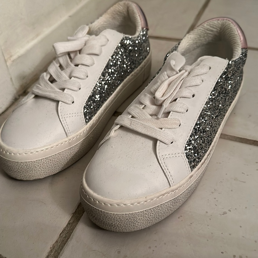 Womens Aqua Faux White Leather Sparkle Tennis Shoes size 7.5